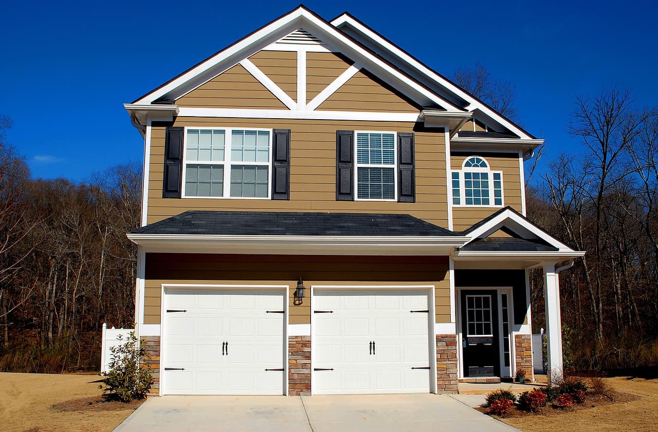 Active Listings When Switching Brokerages in BC: What Happens to Your Business