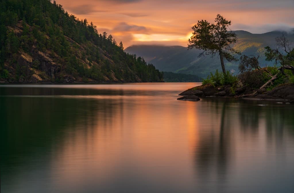 Rocky shoreline at Lake Cowichan