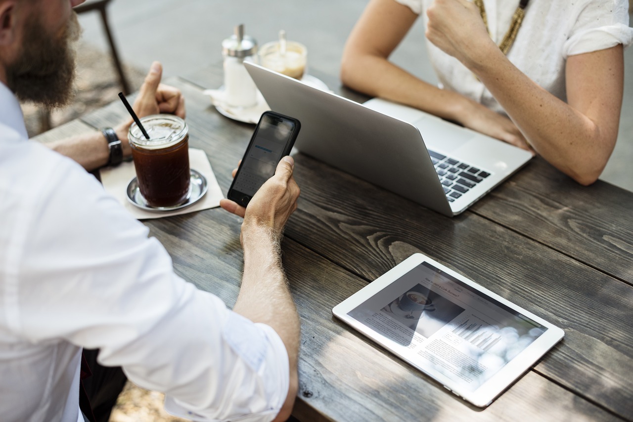 Two people connecting over coffee